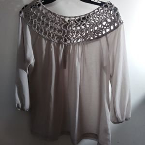 Umgee grey top size Medium